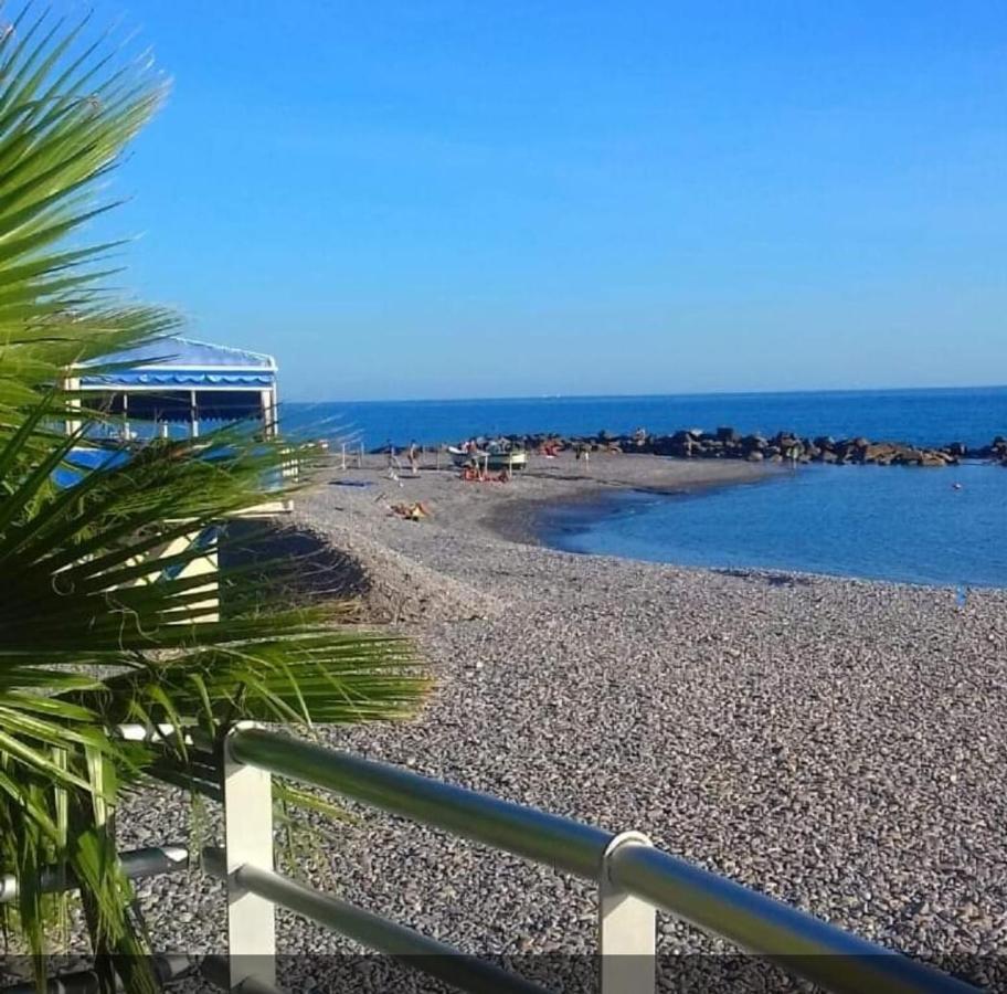 Affittacamere L'Orchidea Ventimiglia Dış mekan fotoğraf